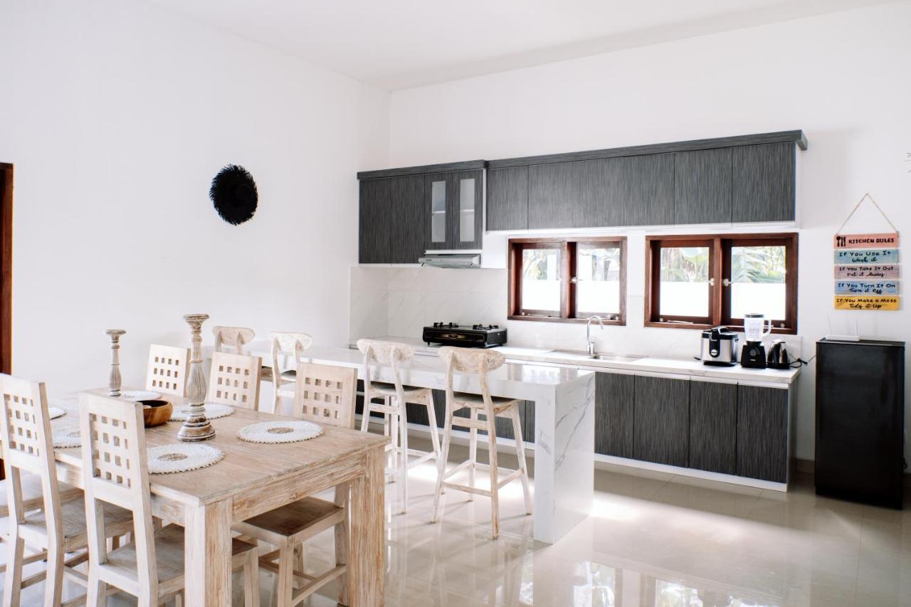 Villa Uhaina Amed Екстериор снимка